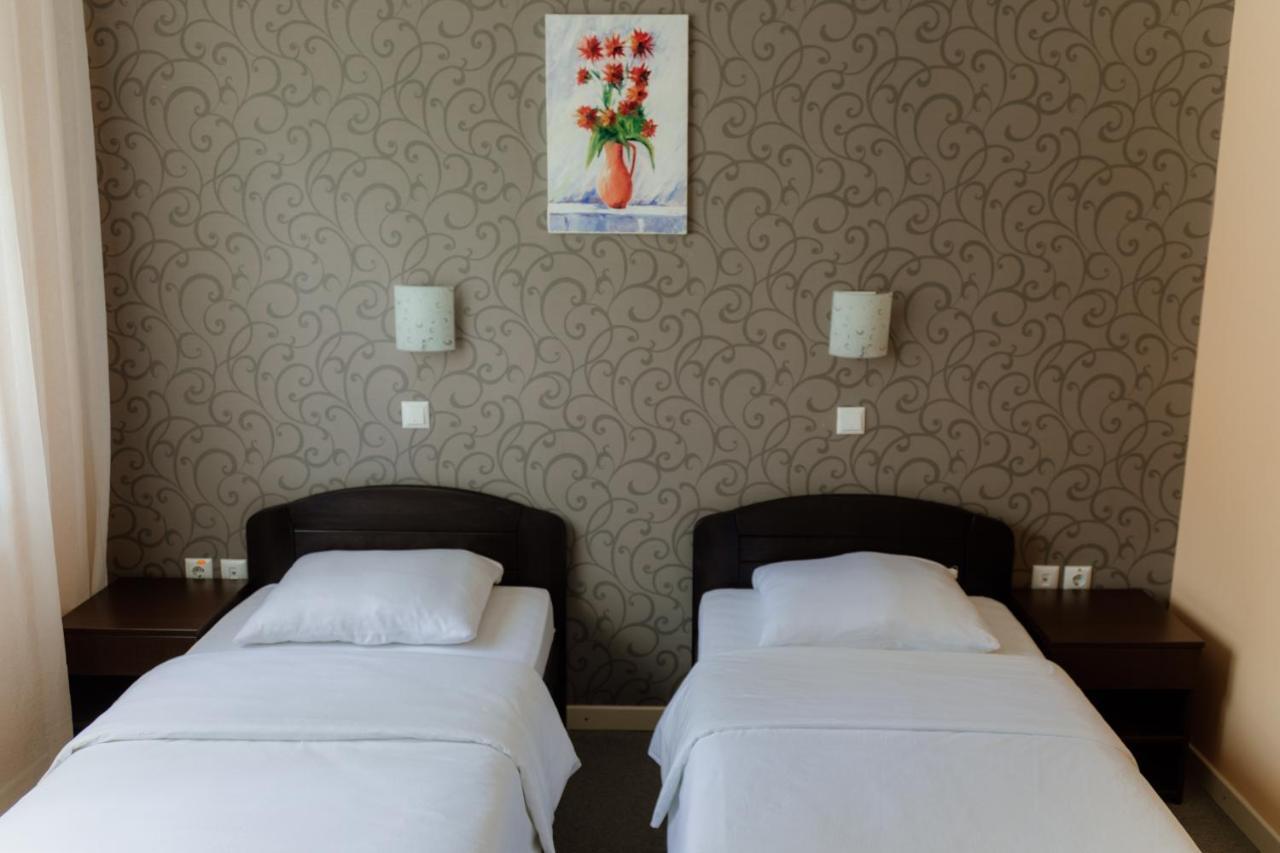 Hotel Drinska Lasta Ljubovija Ngoại thất bức ảnh