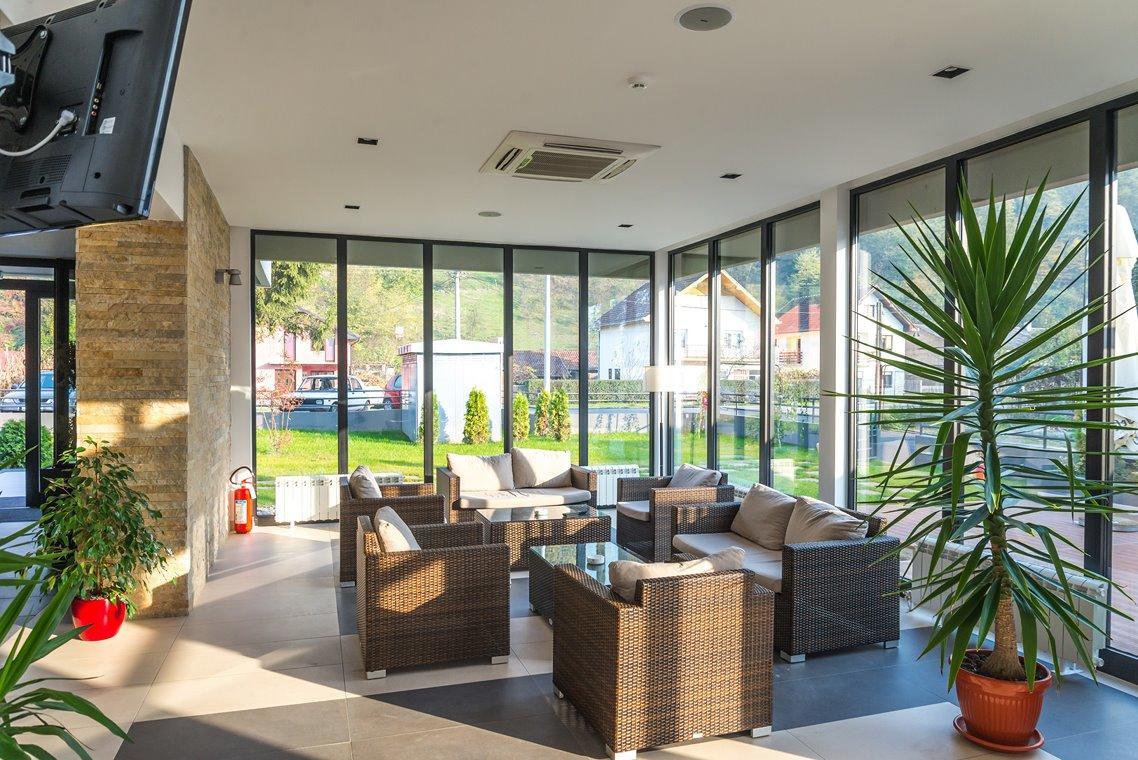 Hotel Drinska Lasta Ljubovija Ngoại thất bức ảnh